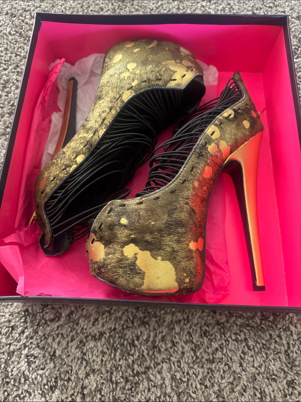 London Trash Gold and Black High Platform W/stretch straps